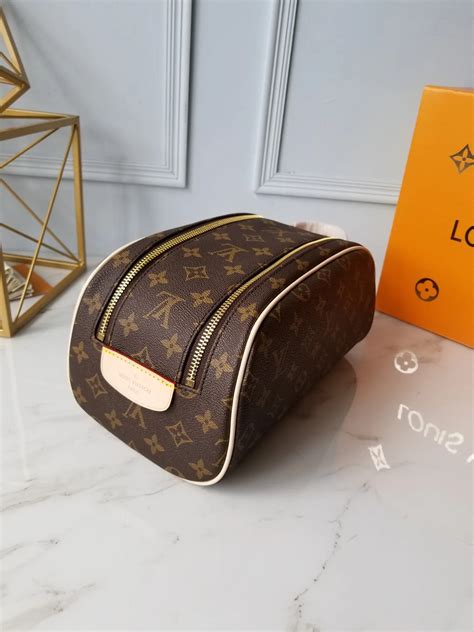 fake louis vuitton mens toiletry bag|louis vuitton monogram toiletry pouch.